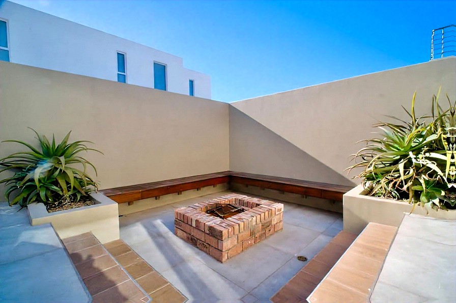 3 Bedroom Property for Sale in Calypso Beach Western Cape